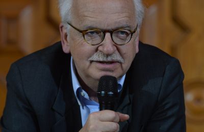 2014-04/ORSENNA4.JPG